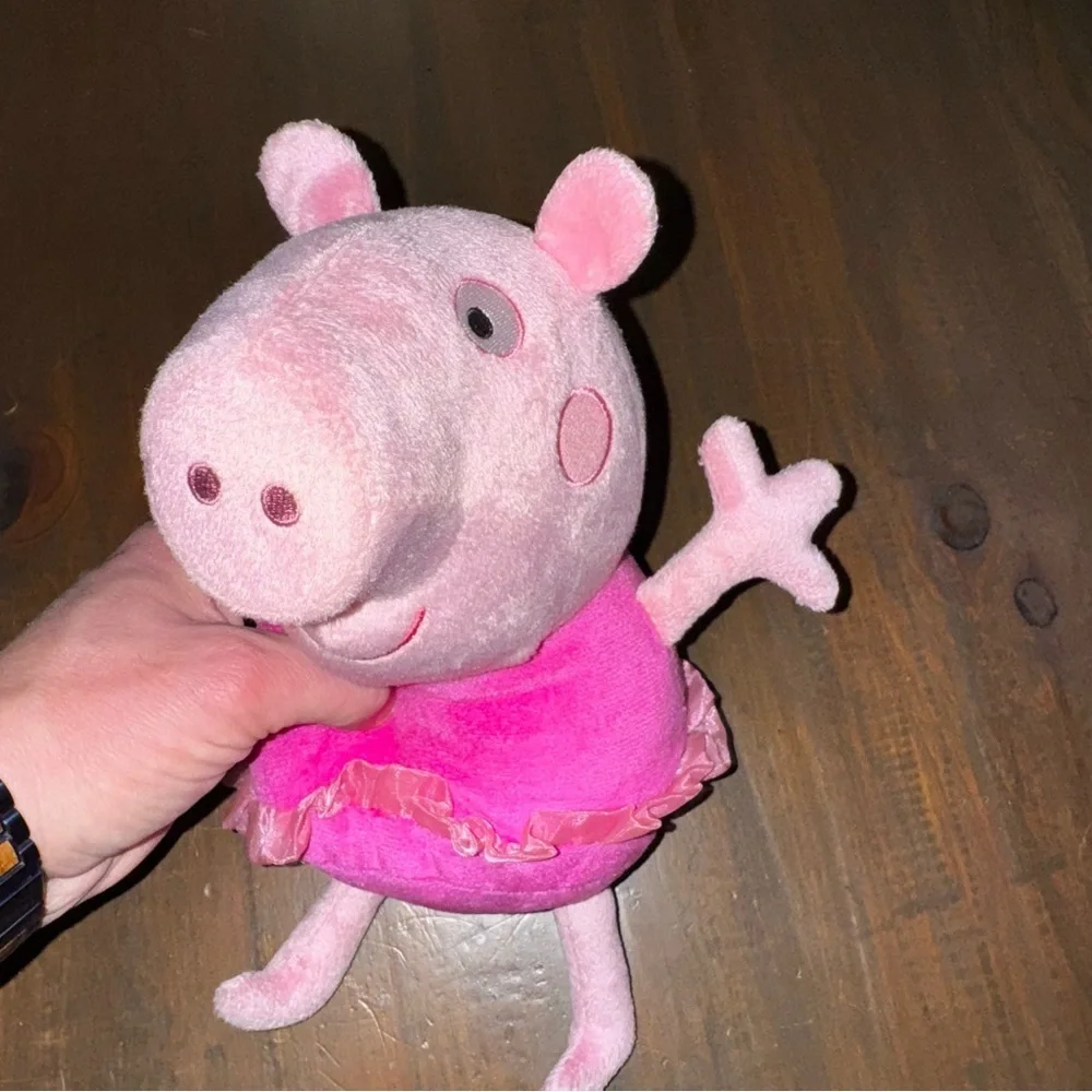 Peppa Pig Pink Dress Stuffed Plush Animal Doll 12” Hasbro 2023 EUC